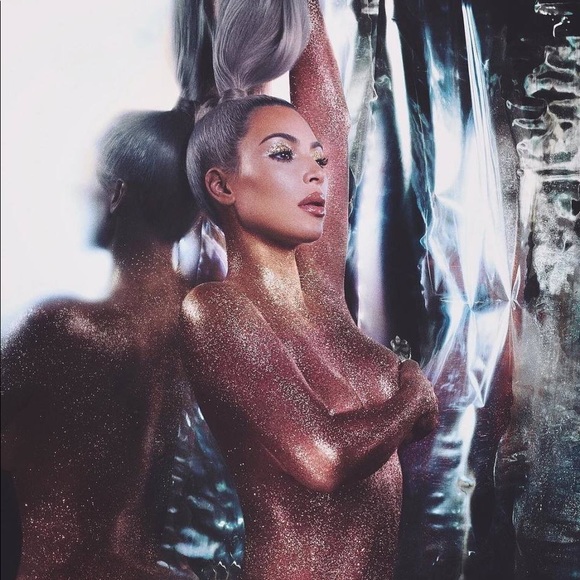 KKW Beauty Ultrabeam Highlight *Peach* - Picture 3 of 10